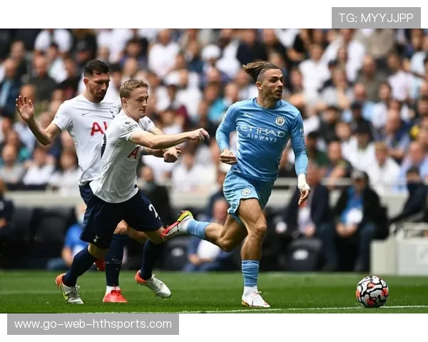 曼城中路渗透形成包抄